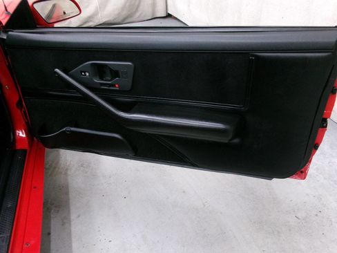 Used 1991 Pontiac Firebird Convertible image 31