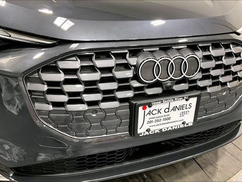 Certified 2025 Audi Q5 Premium w/ Convenience Package AWD/4WD image 23