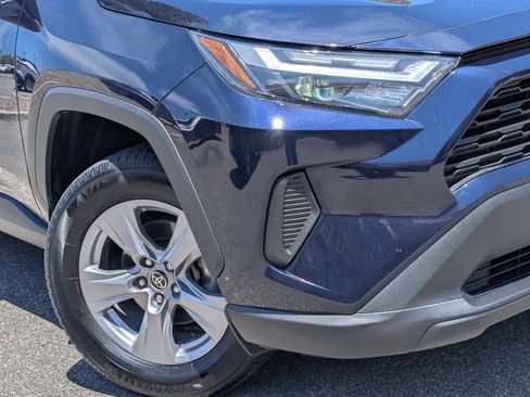Used 2022 Toyota RAV4 XLE FWD image 10