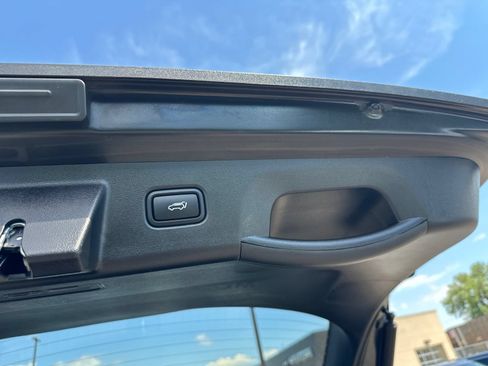 Used 2025 Hyundai Tucson Limited AWD/4WD image 30