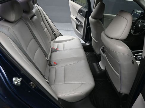 Used 2016 Honda Accord EX-L image 12