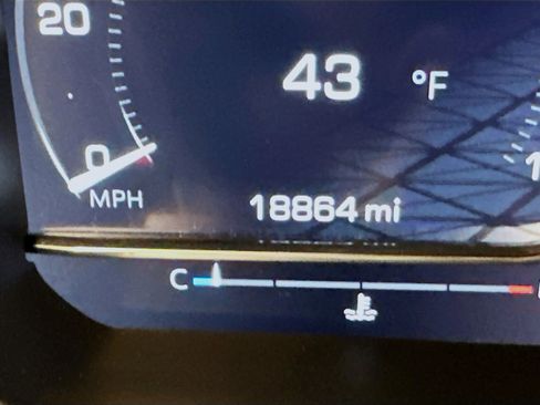 Used 2024 GMC Sierra 1500 Elevation image 19