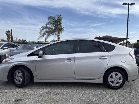 Used 2011 Toyota Prius Two FWD image 5