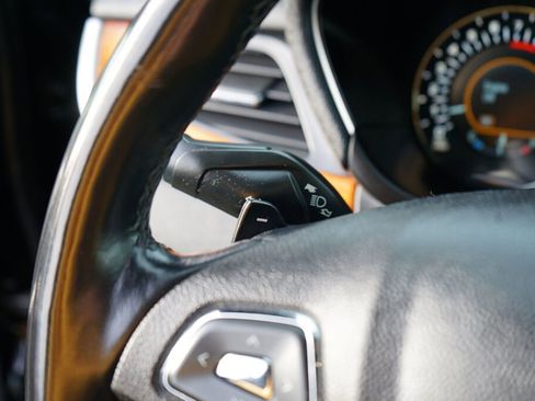 Used 2016 Lincoln MKC Reserve w/ Lincoln MKC Climate Package image 22