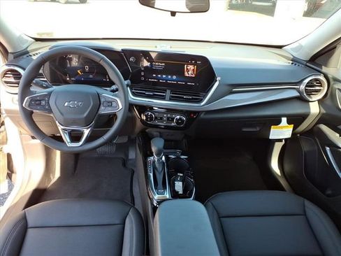 New 2026 Chevrolet Trax ACTIV w/ Driver Confidence Package image 19