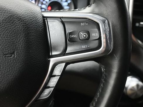 Used 2024 RAM 1500 Laramie AWD/4WD image 9