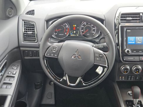 New 2026 Mitsubishi Outlander Sport LE AWD/4WD image 18