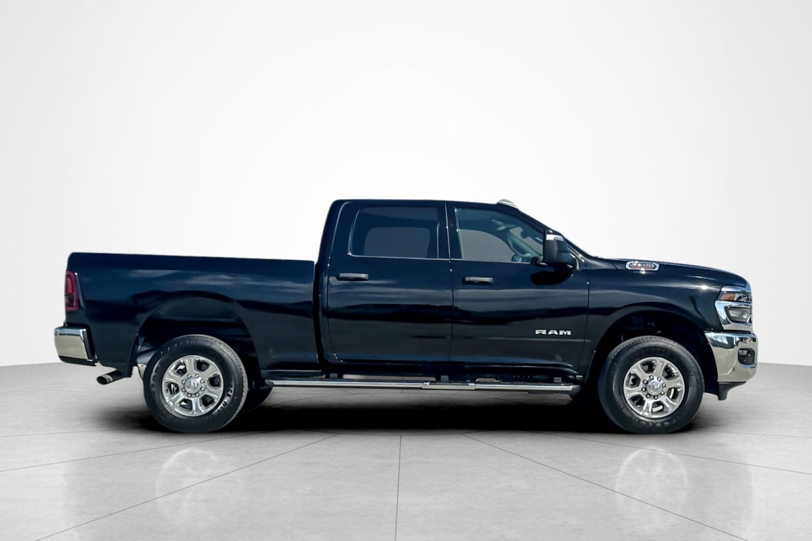 Used 2026 RAM 2500 Big Horn AWD/4WD image 6