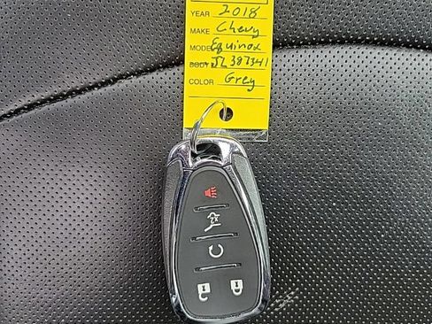 Used 2018 Chevrolet Equinox Premier AWD/4WD image 38