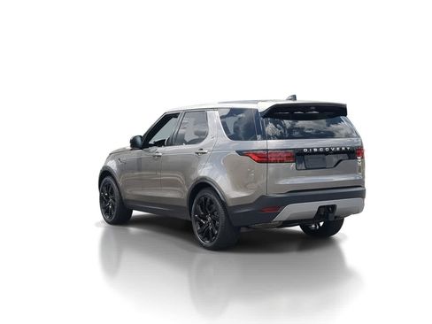 Used 2025 Land Rover Discovery S AWD/4WD image 6