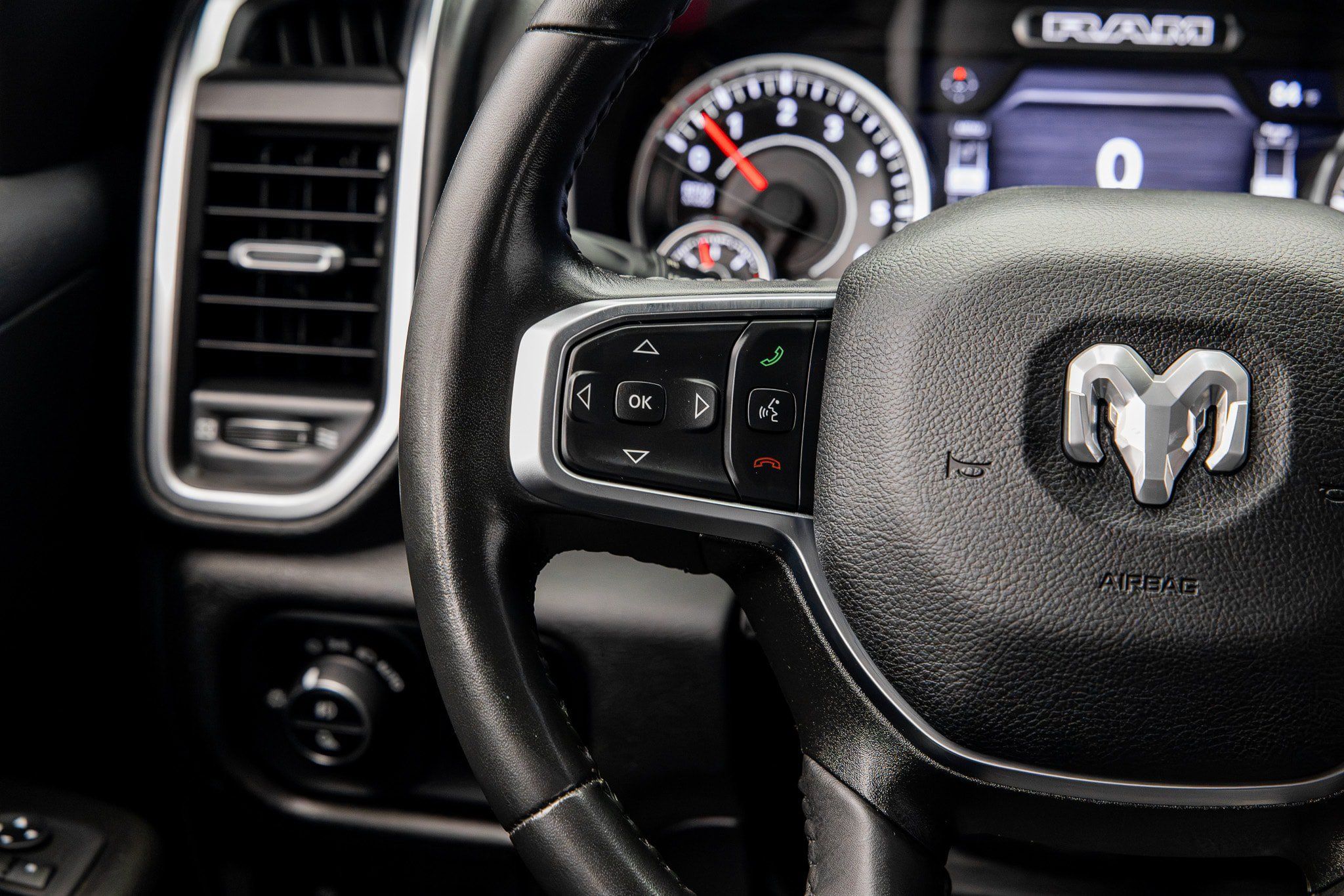 Used 2024 RAM 1500 Lone Star AWD/4WD image 39