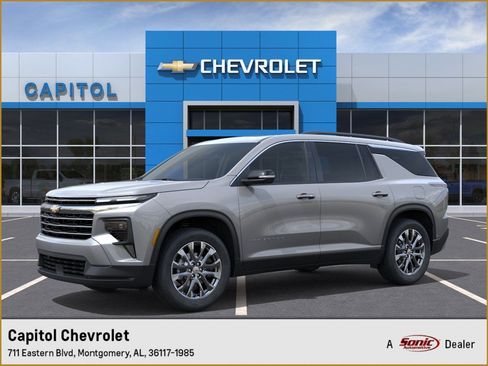 New 2026 Chevrolet Traverse LT w/ Sun and Wheel Package FWD image 1
