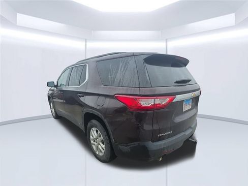 Used 2020 Chevrolet Traverse LT FWD image 3