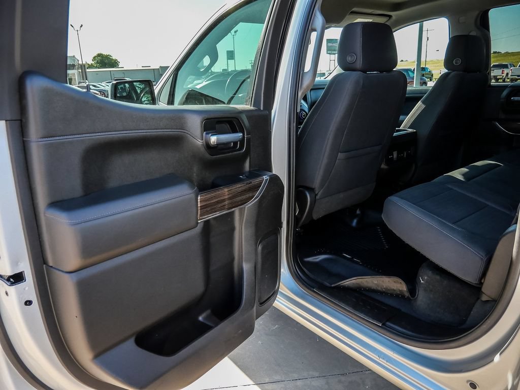 Used 2021 Chevrolet Silverado 1500 RST w/ Convenience Package II AWD/4WD image 23