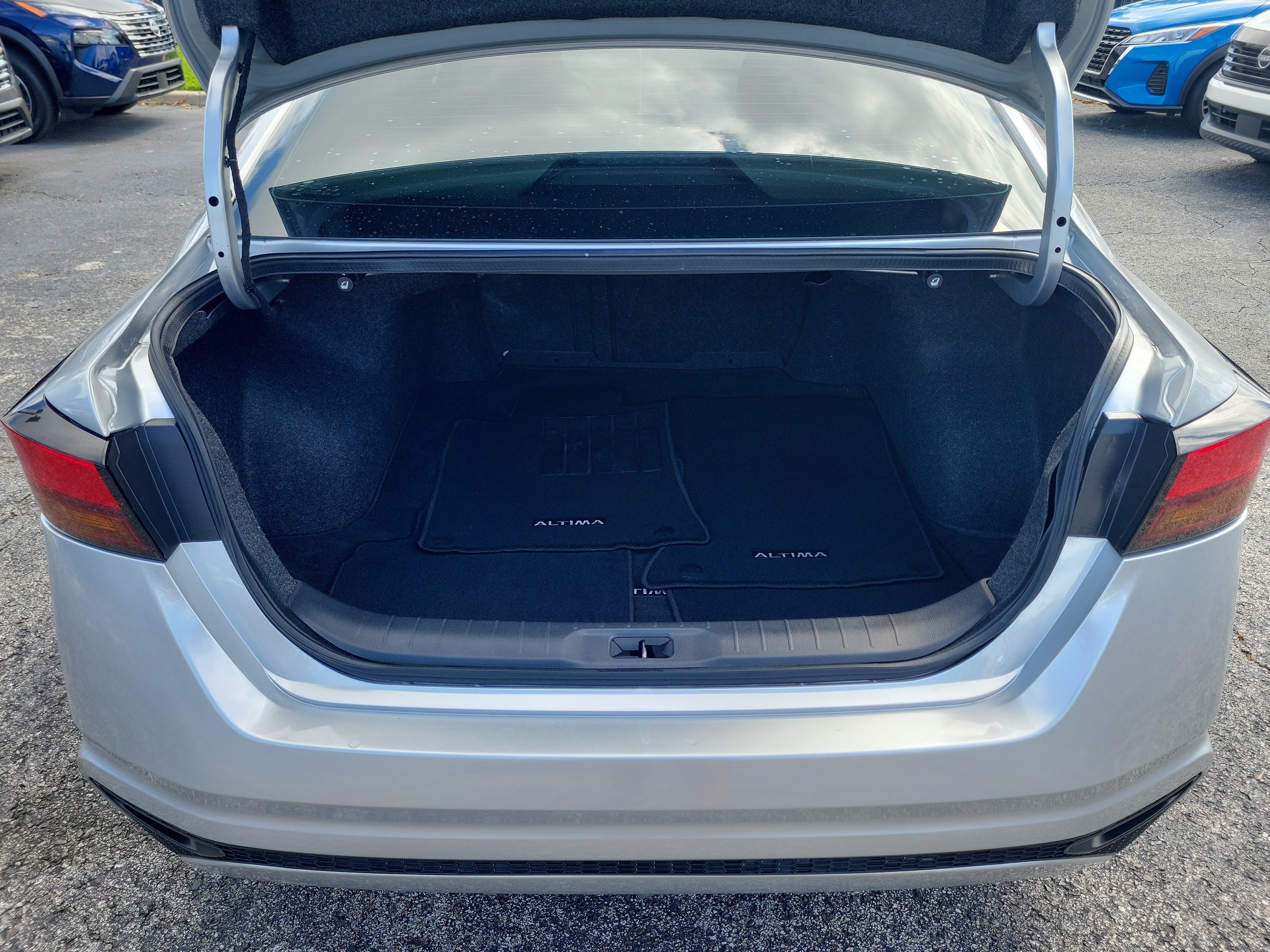 Certified 2021 Nissan Altima 2.5 S FWD image 7