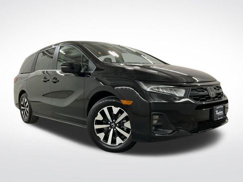 Certified 2026 Honda Odyssey EX-L image 4