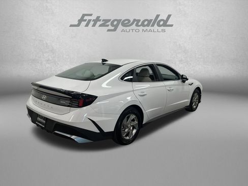 Used 2025 Hyundai Sonata SE FWD image 6