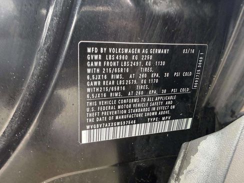 Used 2016 Volkswagen Tiguan S image 22