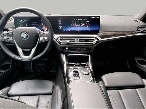 Used 2023 BMW 330i xDrive Sedan w/ Premium Package AWD/4WD image 15
