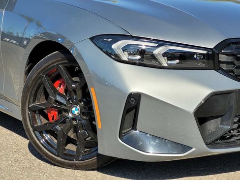 Used 2025 BMW M340i w/ Premium Package RWD image 4