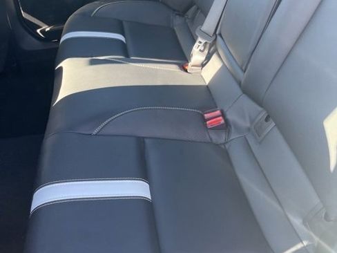 Used 2025 Toyota Camry SE image 10