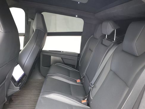 Used 2024 Tesla Cybertruck AWD Crew Cab image 22