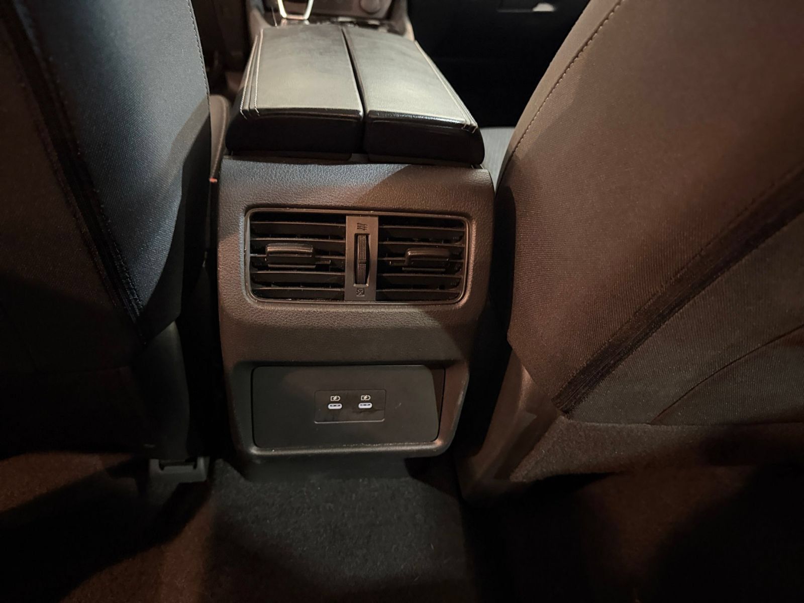 Used 2026 Nissan Rogue SV AWD/4WD image 24