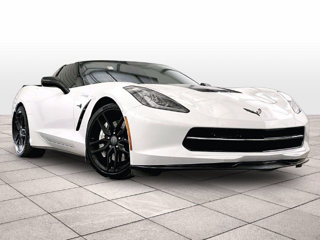 Used 2015 Chevrolet Corvette Stingray Coupe w/ Battery Protection Package RWD image 2