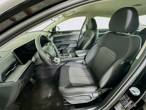 Used 2025 Kia K5 LXS image 13