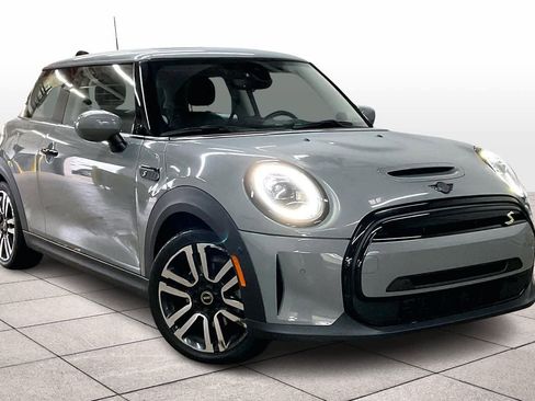 Used 2023 MINI Cooper SE image 2