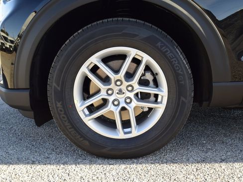 New 2026 Ford Explorer Active w/ Active Comfort Package image 27