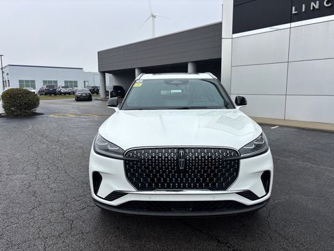 New 2026 Lincoln Aviator Reserve image 2