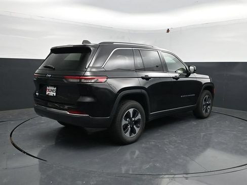 Used 2024 Jeep Grand Cherokee Limited 4xe AWD/4WD image 8