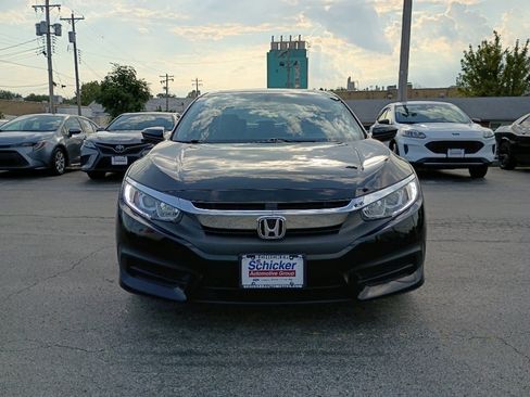 Used 2017 Honda Civic EX image 4