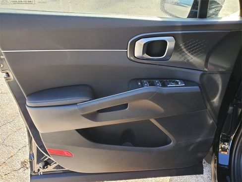New 2026 Kia Sorento S image 8