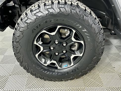 Used 2021 Jeep Wrangler Unlimited Rubicon 4xe w/ Steel Bumper Group image 29