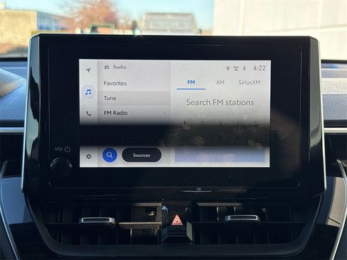 Certified 2024 Toyota Corolla Cross XSE image 19