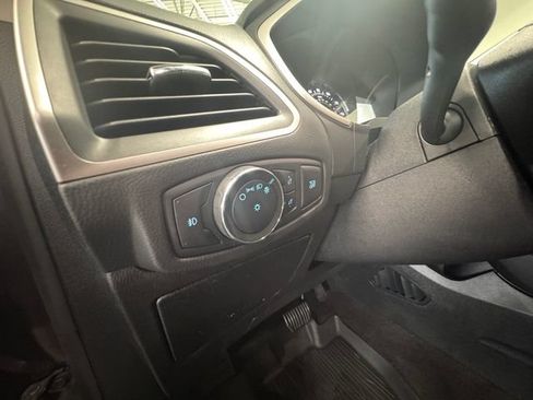 Used 2020 Ford Edge SEL AWD/4WD image 22