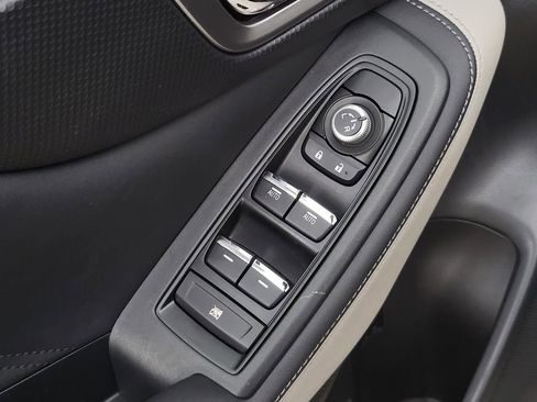 Used 2024 Subaru Forester Limited image 19