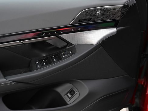 Certified 2024 BMW 540i xDrive image 27