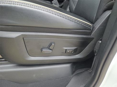 Used 2024 RAM 2500 Laramie w/ Safety Group image 10