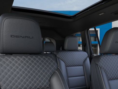 New 2026 GMC Acadia Denali w/ Super Cruise Package image 24