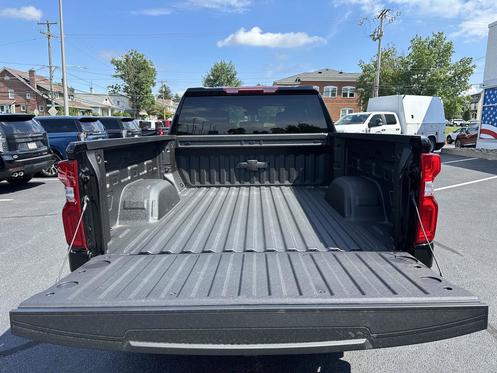 New 2026 Chevrolet Silverado 1500 RST w/ RST Select Package AWD/4WD image 32