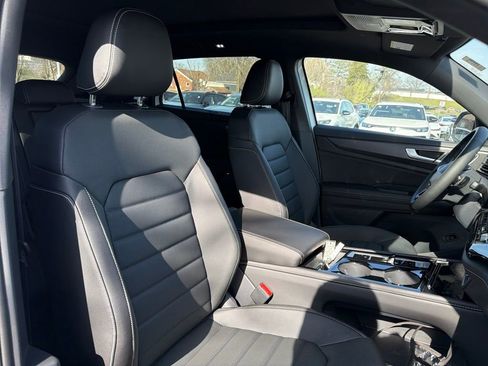 New 2026 Volkswagen Atlas Cross Sport SEL AWD/4WD image 35