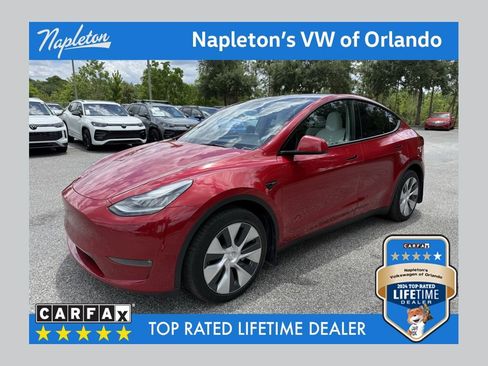 Used 2023 Tesla Model Y Long Range AWD/4WD image 1