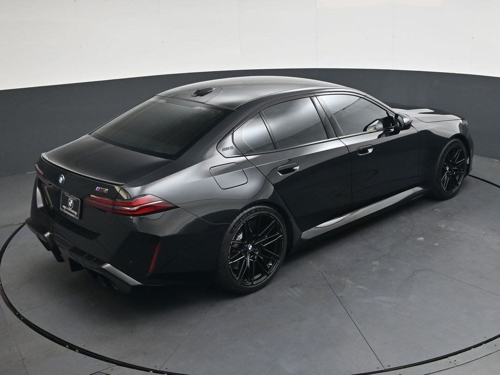 Used 2026 BMW M5 w/ Executive Package AWD/4WD image 25