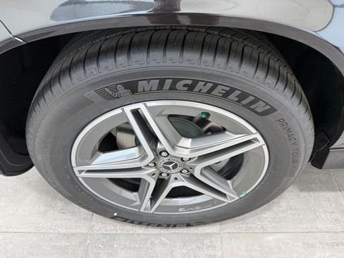 New 2026 Mercedes-Benz GLE 450 4MATIC image 3