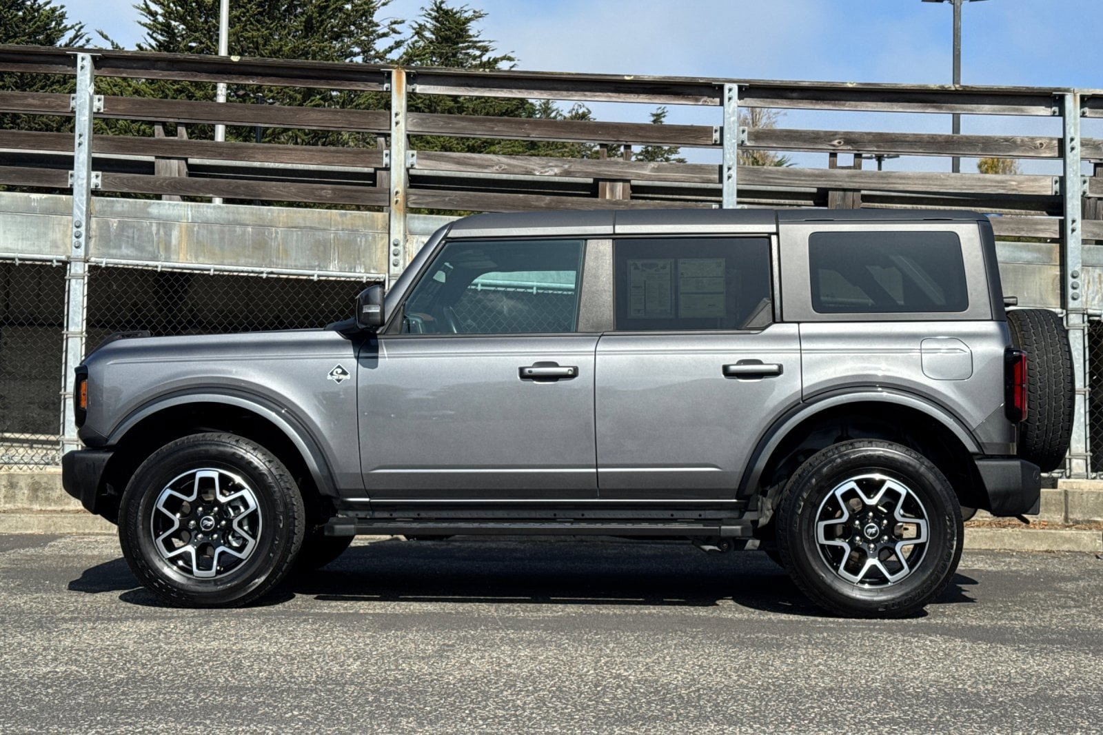 Certified 2024 Ford Bronco Outer Banks AWD/4WD image 10
