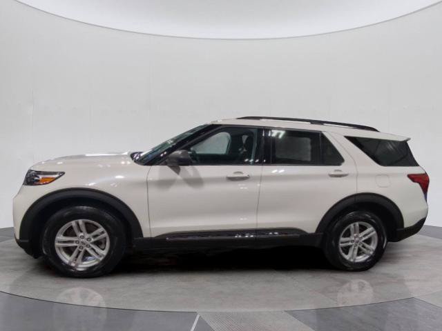 Certified 2023 Ford Explorer XLT AWD/4WD image 2