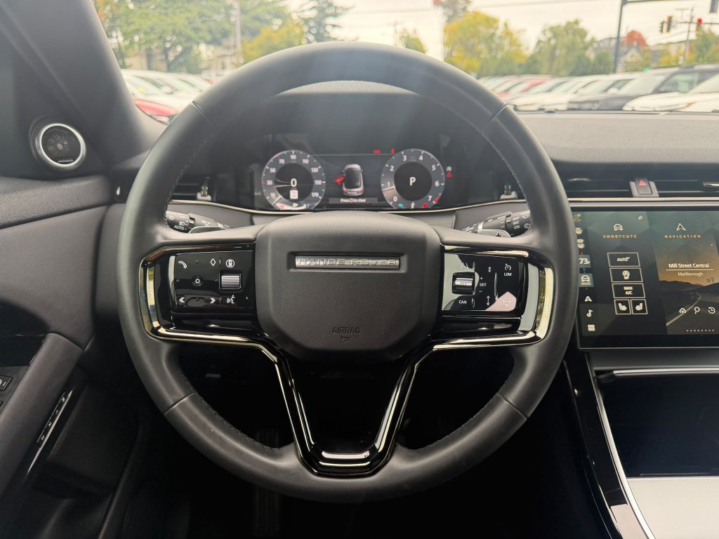 Used 2024 Land Rover Range Rover Evoque S AWD/4WD image 19